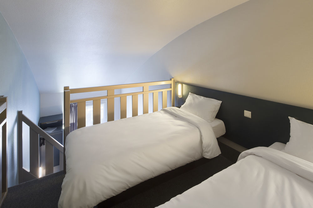 B&B Hotel Saint-Quentin ภายนอก รูปภาพ
