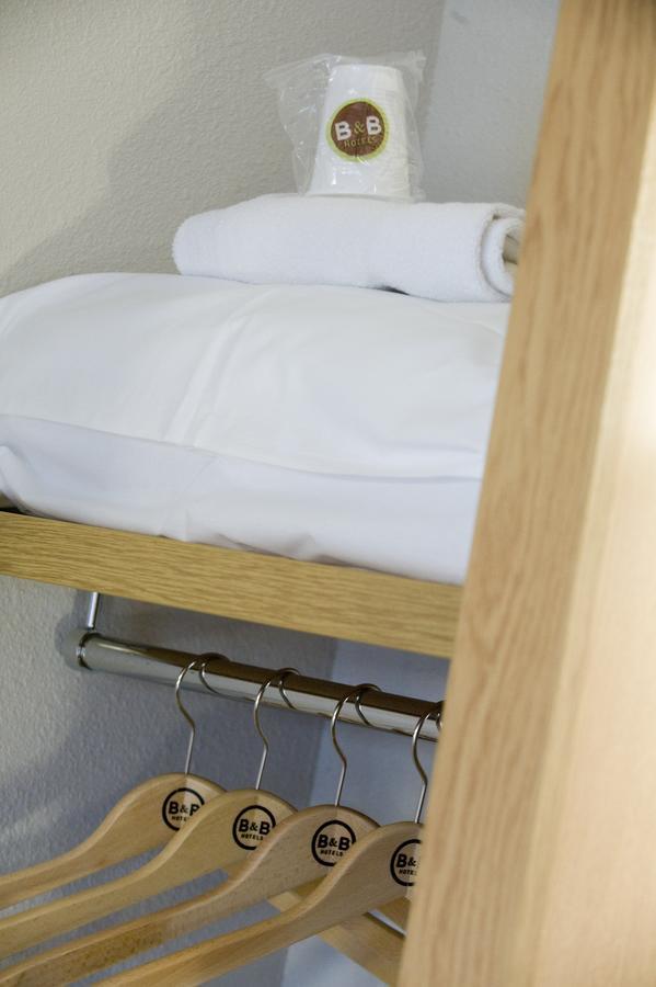 B&B Hotel Saint-Quentin ภายนอก รูปภาพ